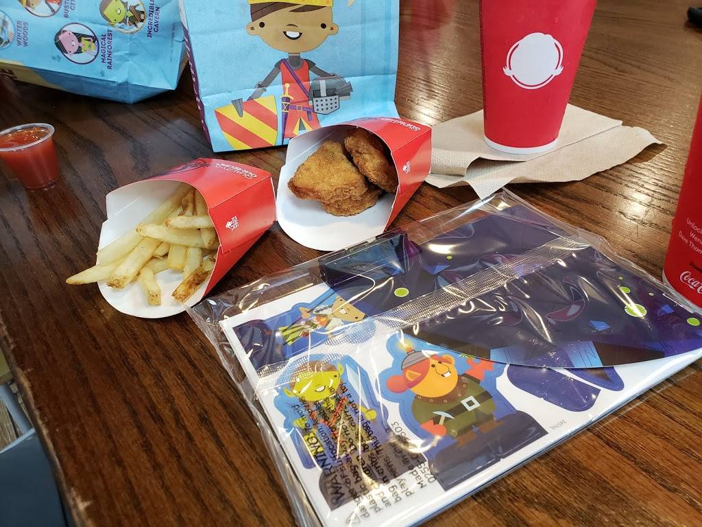 Wendys | restaurant | 3783 Cleveland Ave, Fort Myers, FL 33901, USA | 2399364409 OR +1 239-936-4409