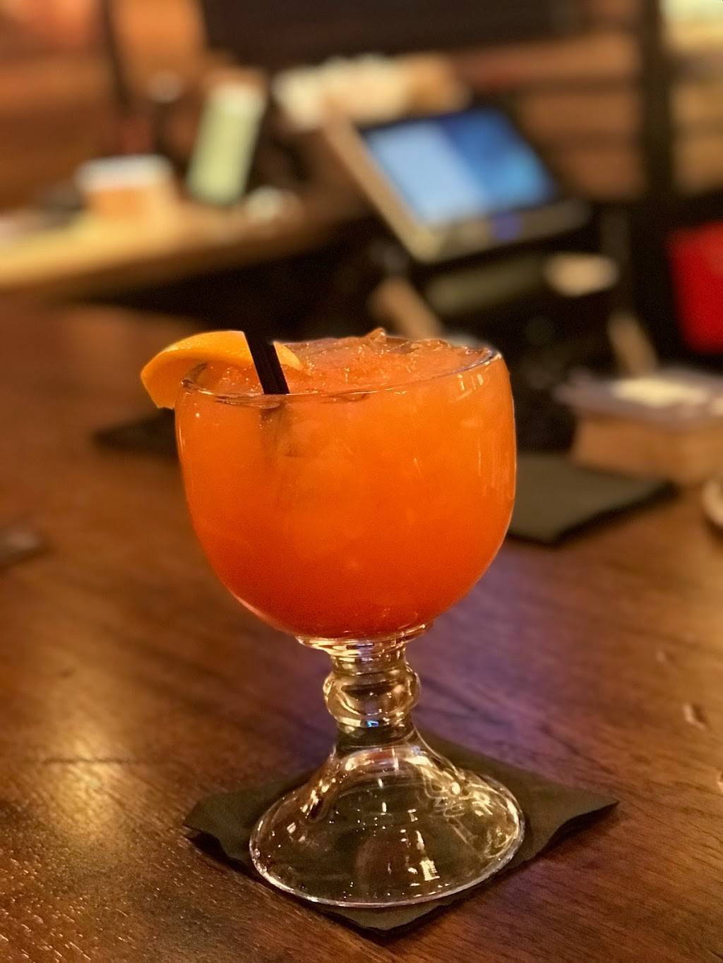 WINGERS Restaurant & Alehouse | restaurant | 4790 S State St, Murray, UT 84107, USA | 8016858889 OR +1 801-685-8889