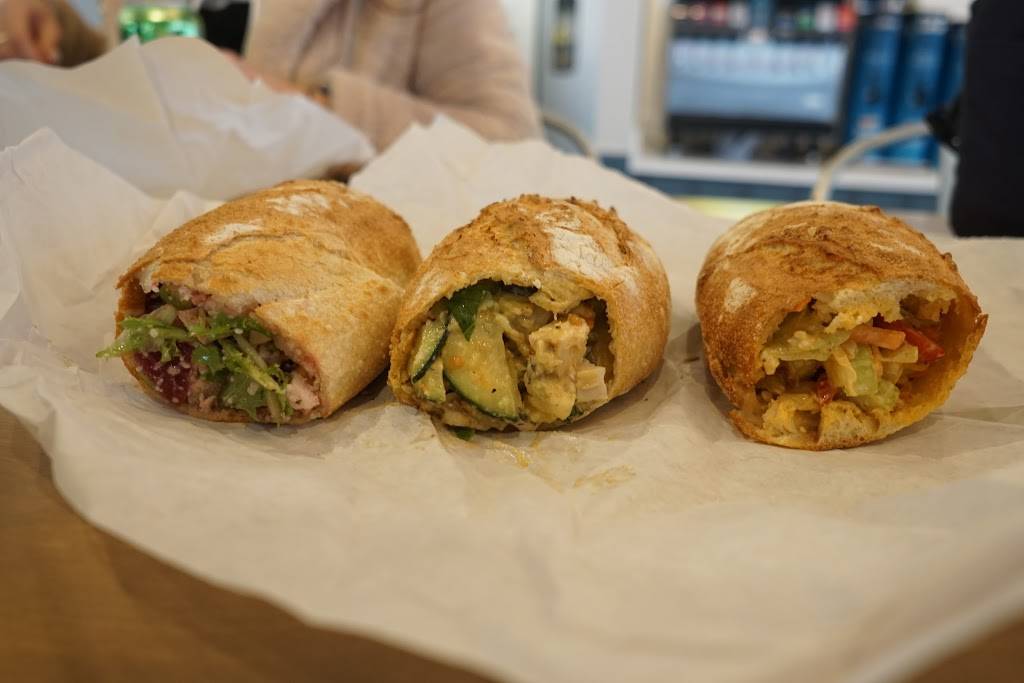 Bread Zeppelin Salads Elevated | restaurant | 1300 Main St, Dallas, TX 75202, USA | 2147490819 OR +1 214-749-0819