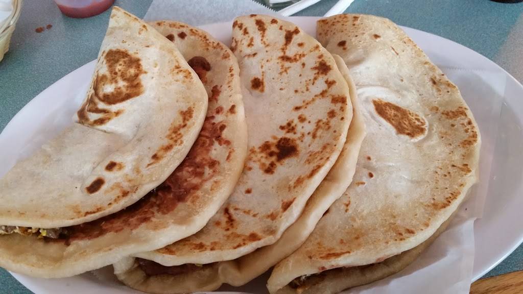 Casa Blanca Restaurant | restaurant | 6821 Peachtree Industrial Blvd, Atlanta, GA 30360, USA | 6782050700 OR +1 678-205-0700