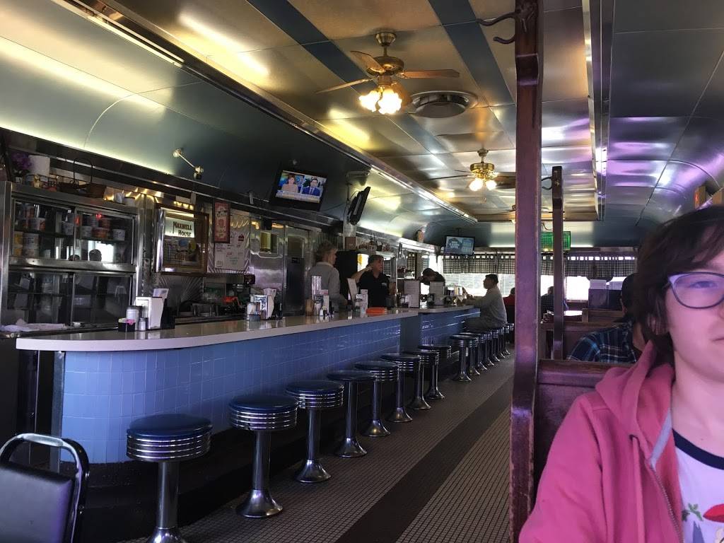 Tastee Diner | restaurant | 118 Washington Blvd, Laurel, MD 20707, USA | 3017251503 OR +1 301-725-1503