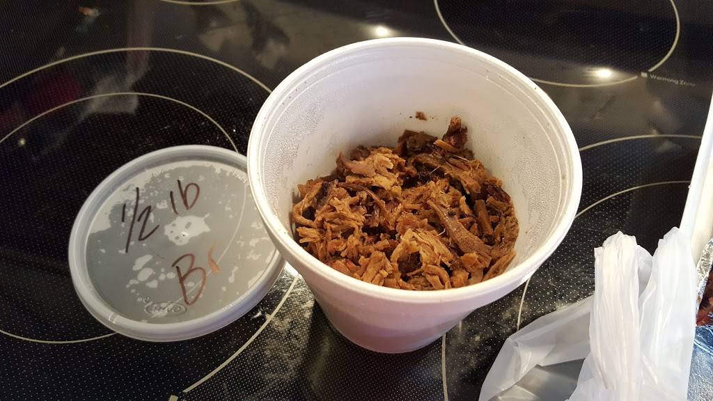 Charlie Ks BBQ | restaurant | 95 Atlantic Ave, Ocean View, DE 19970, USA | 3025392227 OR +1 302-539-2227