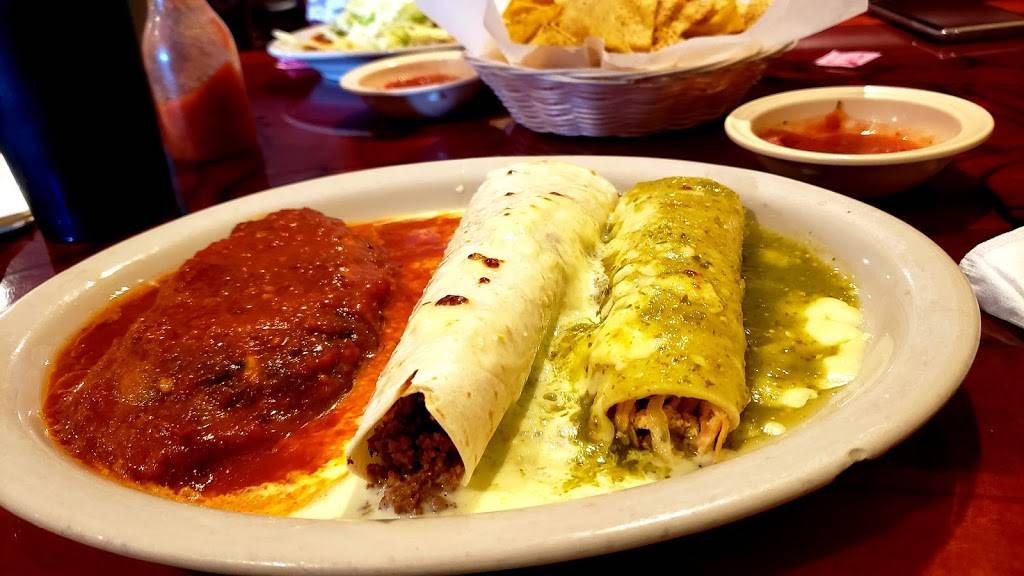 Vallarta Mexican Restaurant | restaurant | 16461 Village Plaza View Dr, Ballwin, MO 63011, USA | 6362739238 OR +1 636-273-9238