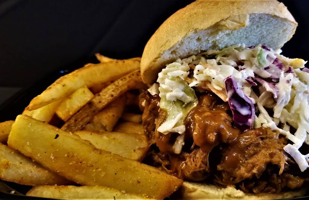 Royal Ribs and Chicken | restaurant | 425 East St #59, Nanuet, NY 10954, USA | 8452884800 OR +1 845-288-4800