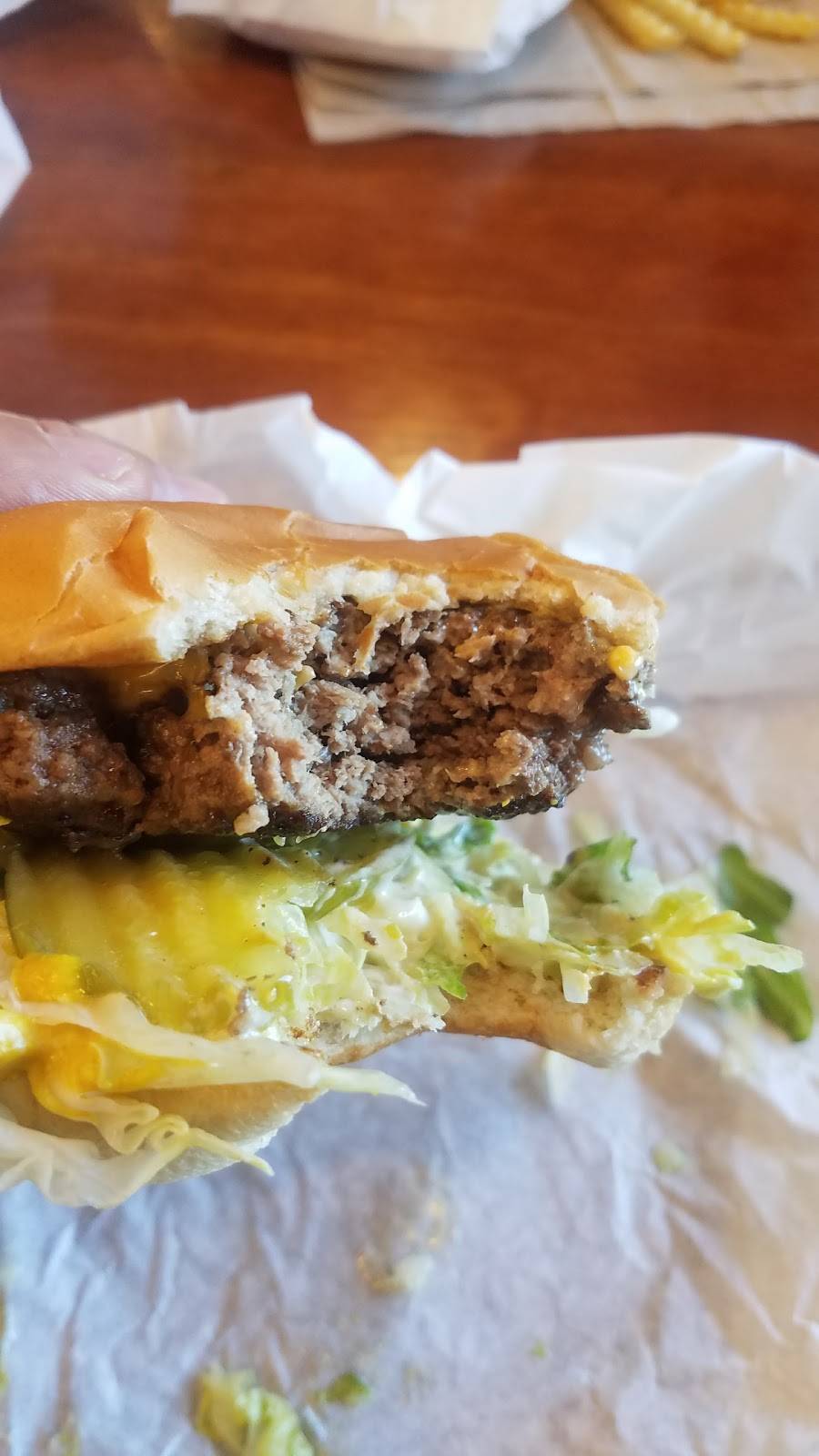 Kincaids Hamburgers | restaurant | 3124 Texas Sage Trail, Fort Worth, TX 76177, USA | 8177503200 OR +1 817-750-3200