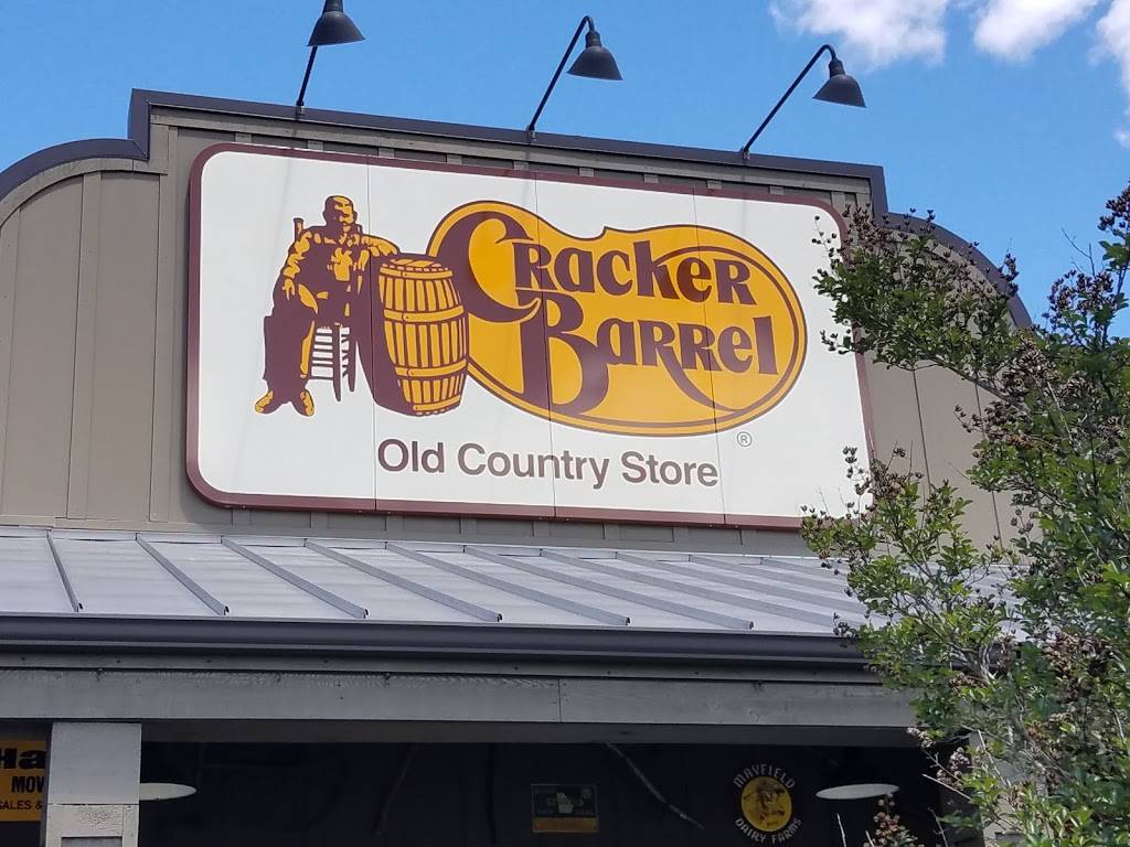 Cracker Barrel Old Country Store | restaurant | 1370 N Main St, Summerville, SC 29483, USA | 8438713019 OR +1 843-871-3019