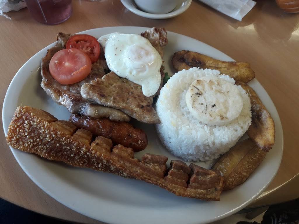 Mi Pueblito Bakery | bakery | 5802 N Armenia Ave, Tampa, FL 33603, USA | 8138740770 OR +1 813-874-0770