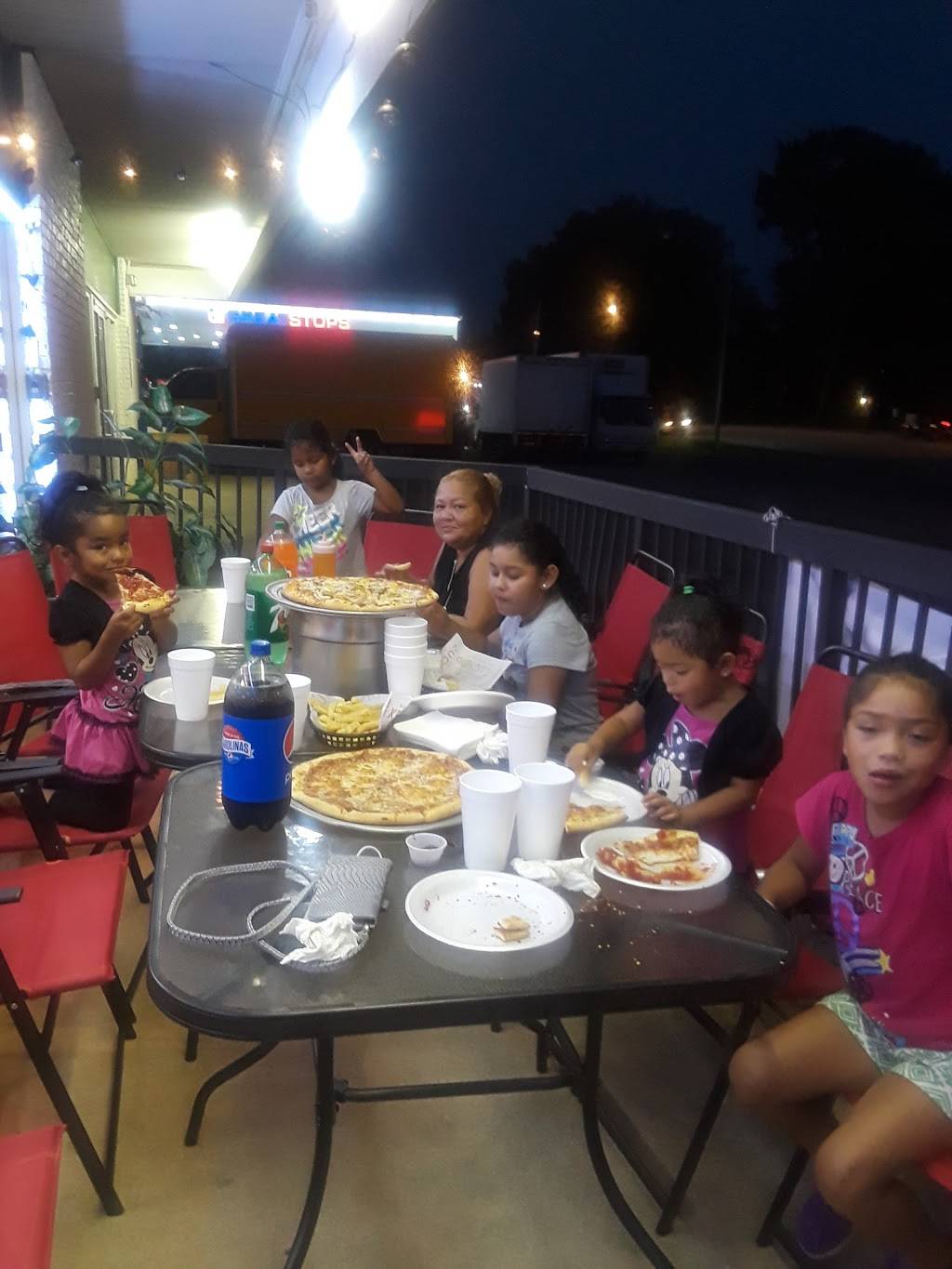 Amore’s pizza pasta and subs | restaurant | 5416 b W Market St, Greensboro, NC 27409, USA | 3363151992 OR +1 336-315-1992