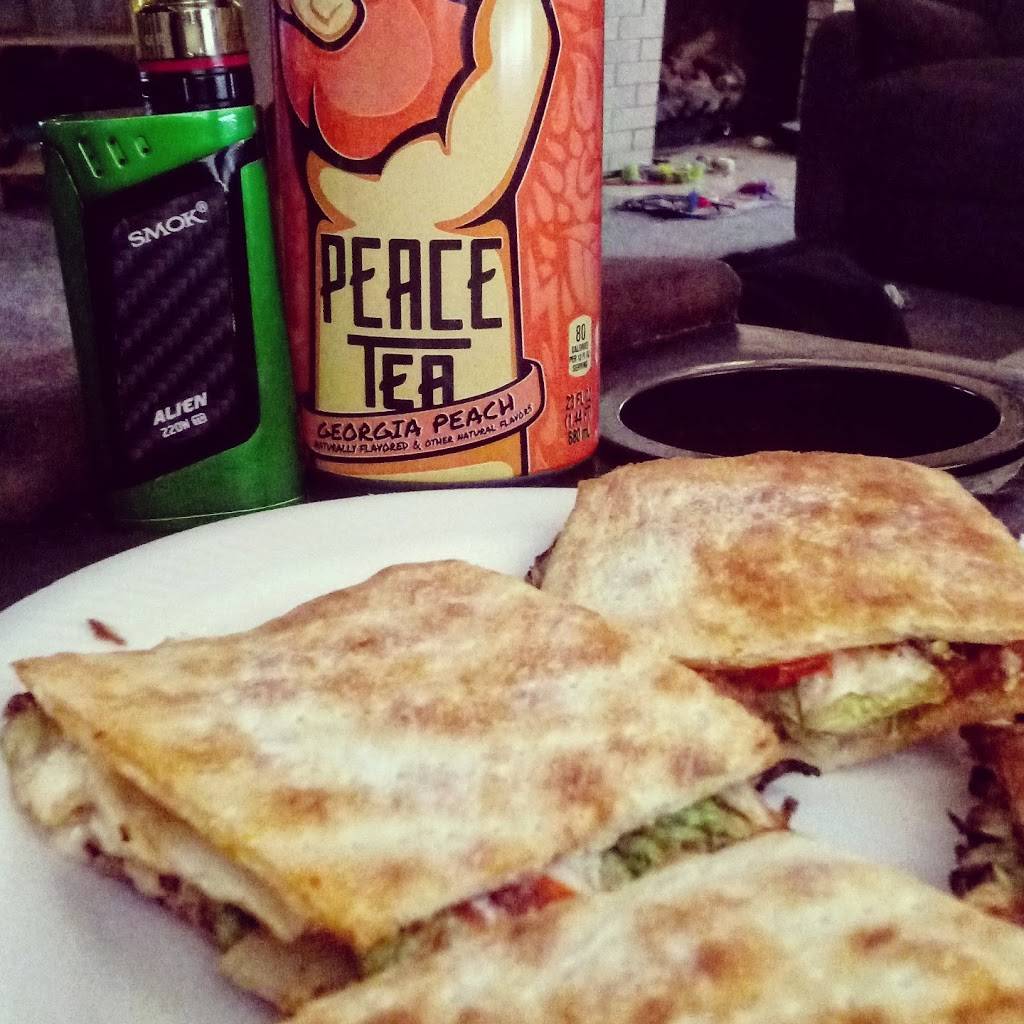 Dans Family Restaurant | restaurant | 400 W Main St, Newark, OH 43055, USA | 7403498549 OR +1 740-349-8549