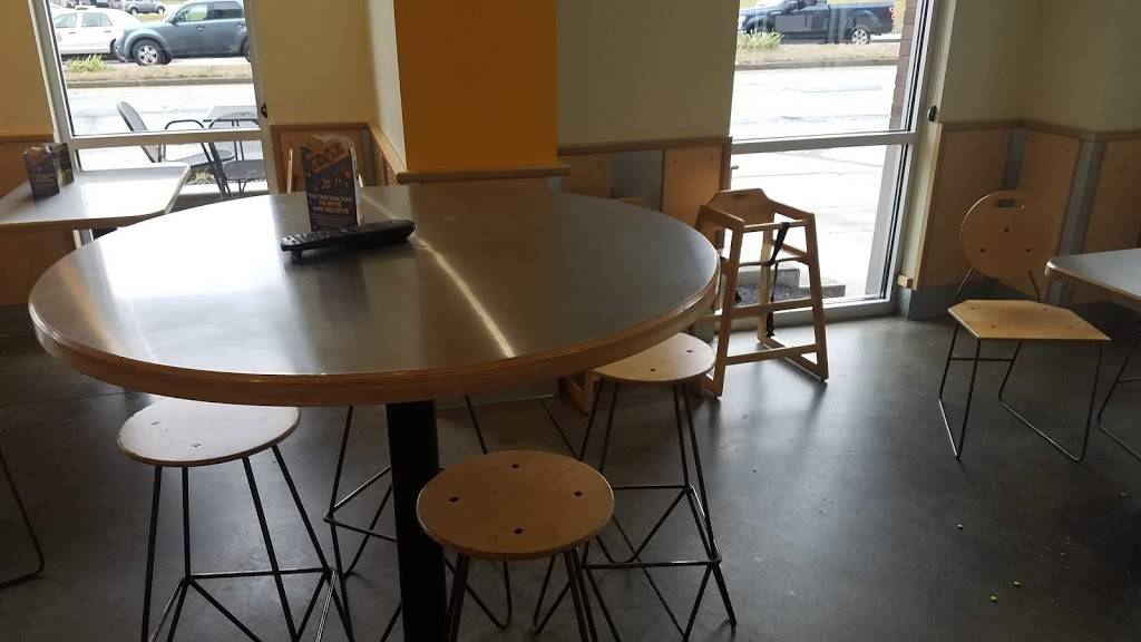 Which Wich Superior Sandwiches | restaurant | 910 W 10th St Suite 10, Indianapolis, IN 46202, USA | 3176329424 OR +1 317-632-9424