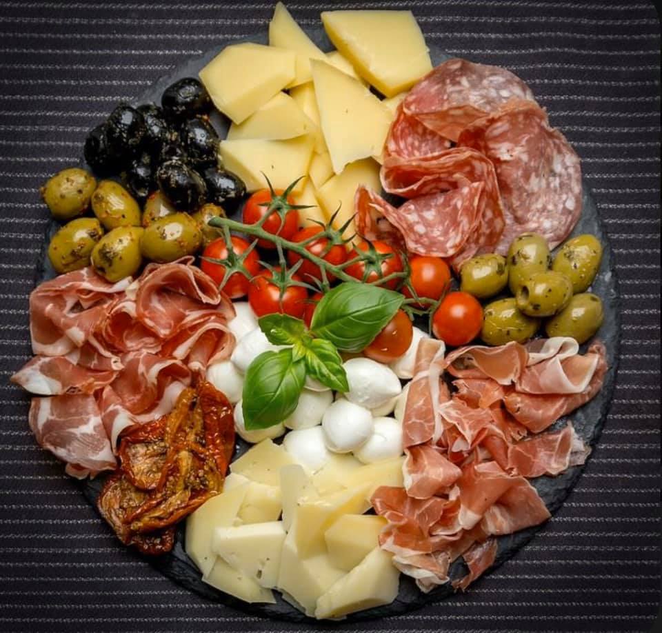 The Platter | restaurant | 708 Celebrity Dr, Ruston, LA 71270, USA | 3182023068 OR +1 318-202-3068