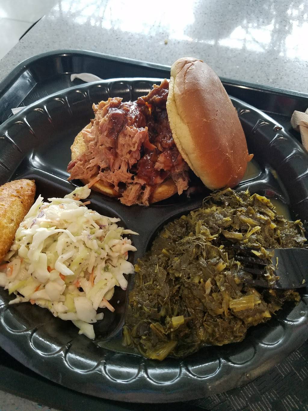 Brookwood Farms | restaurant | 5501 Josh Birmingham Pkwy, Charlotte, NC 28208, USA | 7043594440 OR +1 704-359-4440