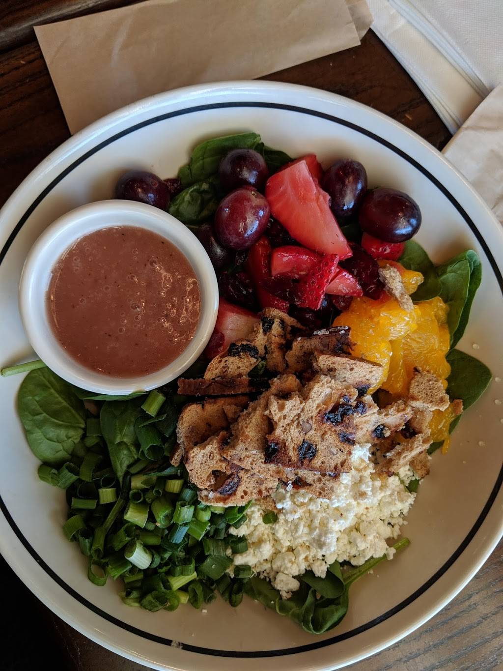 Corner Bakery Cafe | cafe | 1555 Simi Town Center Way #460, Simi Valley, CA 93065, USA | 8053061892 OR +1 805-306-1892