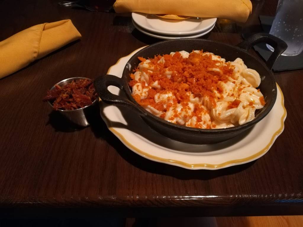 Fodys Great American Tavern | restaurant | 187 Rockingham Rd, Derry, NH 03038, USA | 6034046946 OR +1 603-404-6946