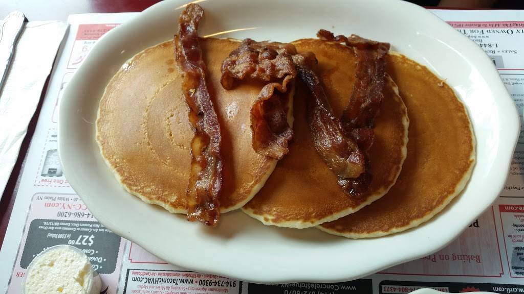 White Plains Coach Diner | restaurant | 50 Westchester Ave, White Plains, NY 10601, USA | 9144285700 OR +1 914-428-5700