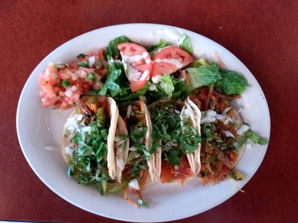 Poblanos Mexican Grill | restaurant | 1250 Eldridge Pkwy, Houston, TX 77077, USA | 2815316637 OR +1 281-531-6637