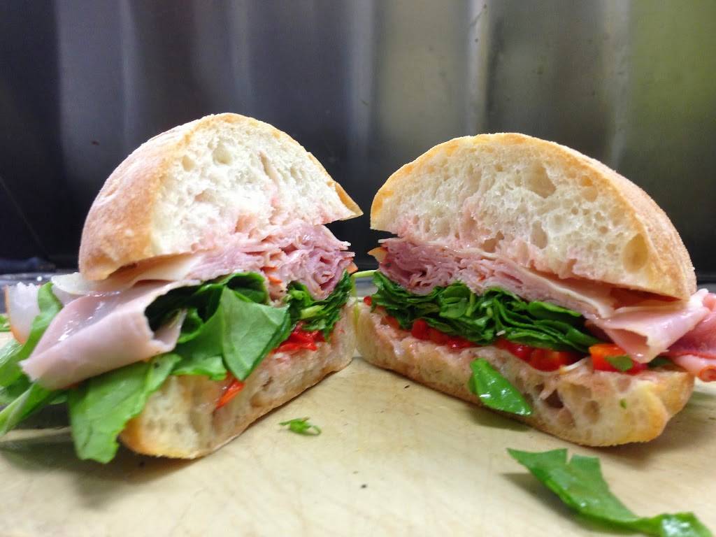 Perrottis NY Deli | meal takeaway | 4056 Winter Garden Vineland Rd, Winter Garden, FL 34787, USA | 4073475913 OR +1 407-347-5913