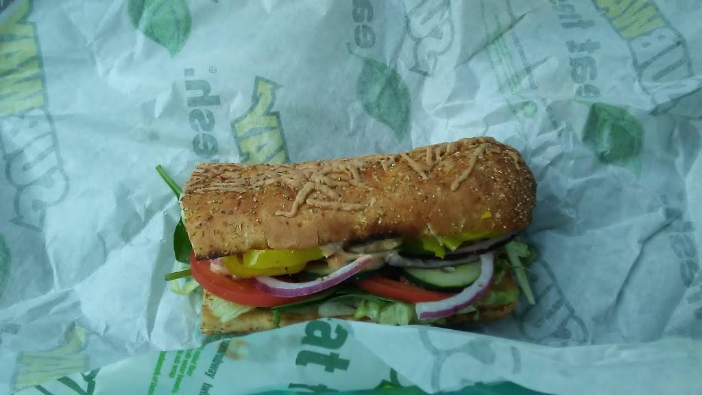 Subway | restaurant | 4475 Alden Nash Ave SE, Lowell, MI 49331, USA | 6168978237 OR +1 616-897-8237