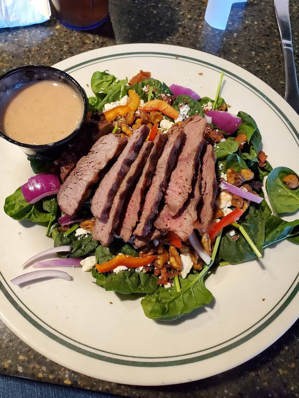 Malones Clubhouse Grill | restaurant | West Town Center, 14455 W 64th Ave Unit G, Arvada, CO 80004, USA | 3039401800 OR +1 303-940-1800