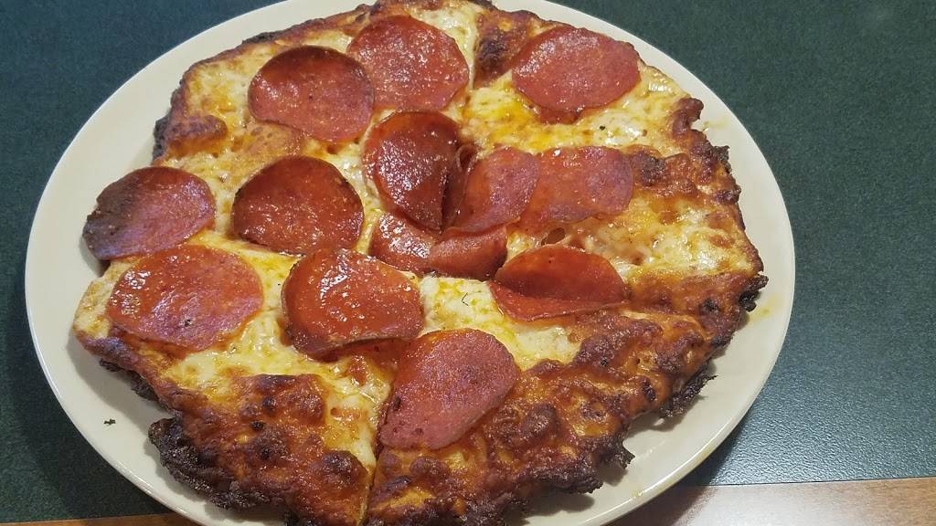 Round Table Pizza | meal delivery | 10101 Valley View St, Cypress, CA 90630, USA | 7149952422 OR +1 714-995-2422