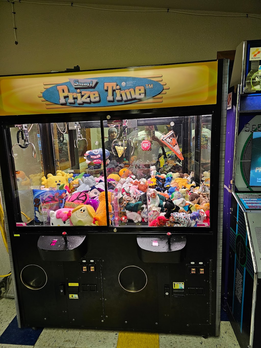 A Js Lanes | restaurant | 6662 Lincoln St, Bonners Ferry, ID 83805, USA | 2082671506 OR +1 208-267-1506