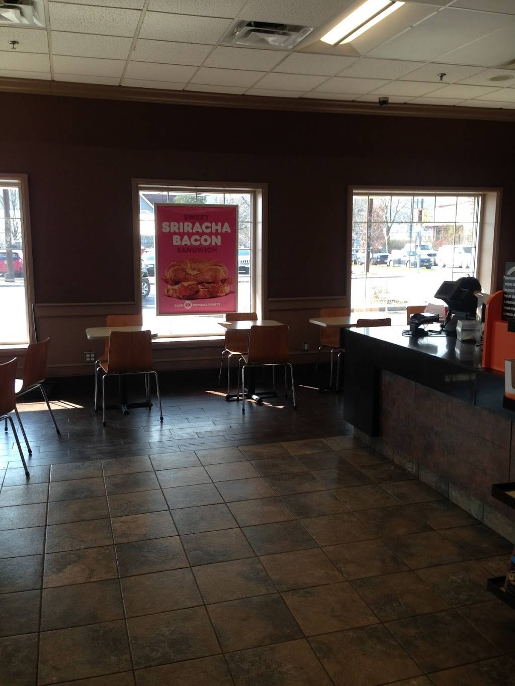 Dunkin | bakery | 205 S Meadow St, Ithaca, NY 14850, USA | 6072723619 OR +1 607-272-3619
