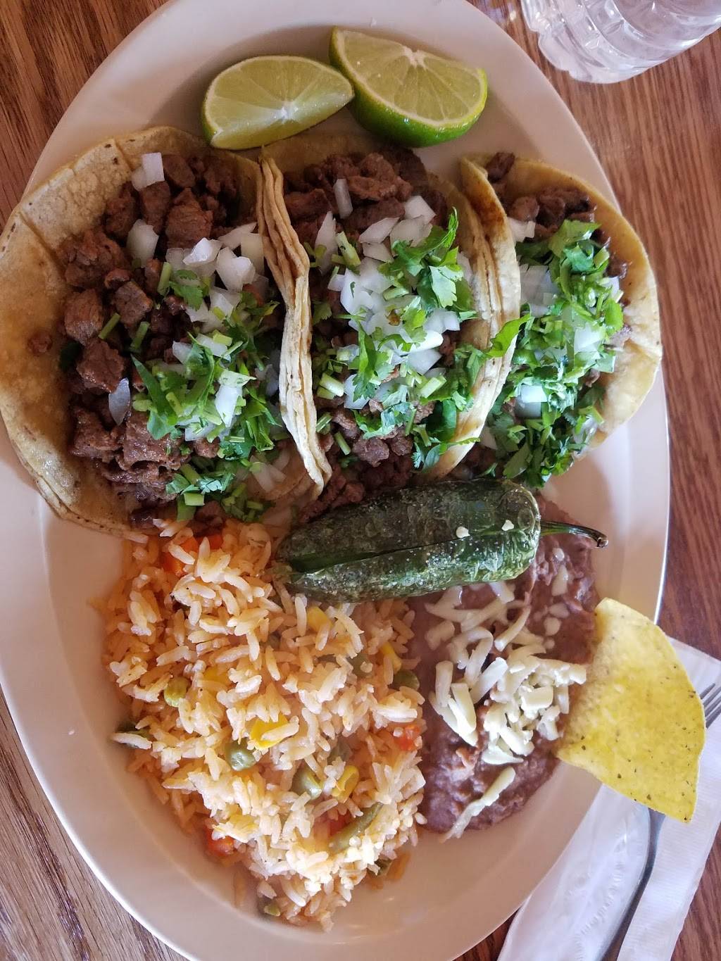 Poblano peppers mexican grill | restaurant | 46 Meacham Rd, Schaumburg, IL 60193, USA | 8473529500 OR +1 847-352-9500