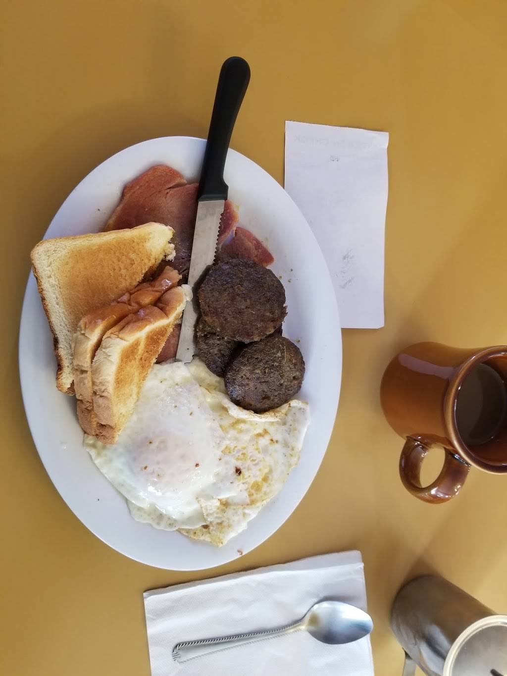 Crossroads Diner | restaurant | 819 U.S. 51 South, Troy, TN 38260, USA | 7316240624 OR +1 731-624-0624