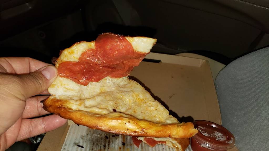 Pizza Hut | meal takeaway | 2342 Frayser Blvd, Memphis, TN 38127, USA | 9013536040 OR +1 901-353-6040