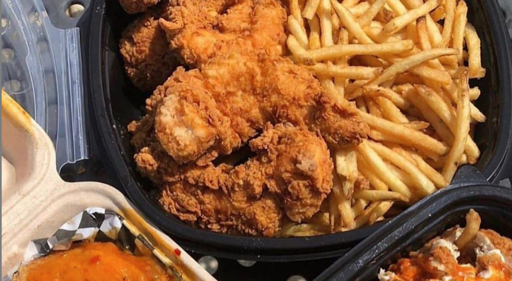 Kikis Chicken Place | restaurant | 9332 Elk Grove Blvd, Elk Grove, CA 95624, USA | 9162529595 OR +1 916-252-9595