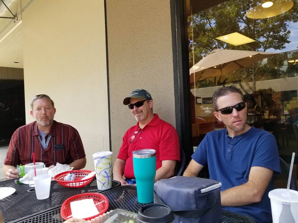 Mayhew Deli & Catering | restaurant | 9333 Tech Center Dr, Sacramento, CA 95826, USA | 9163686673 OR +1 916-368-6673