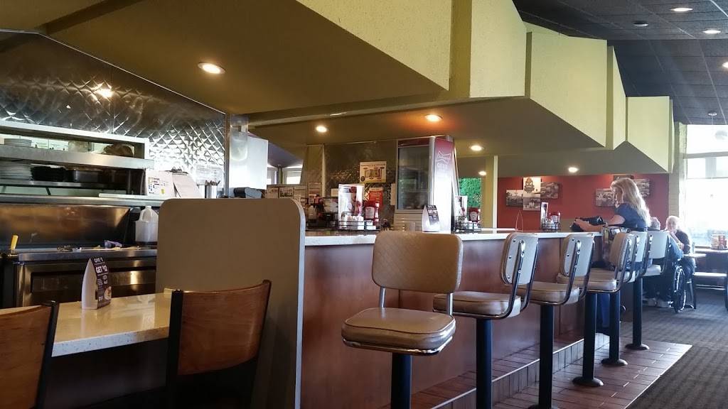 Dennys | restaurant | 14821 1st Ave S, Seattle, WA 98168, USA | 2062469197 OR +1 206-246-9197