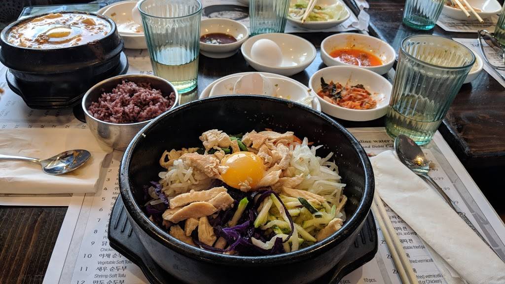 Tofu House | restaurant | 88 Godwin Ave # 3, Ridgewood, NJ 07450, USA | 2012517734 OR +1 201-251-7734