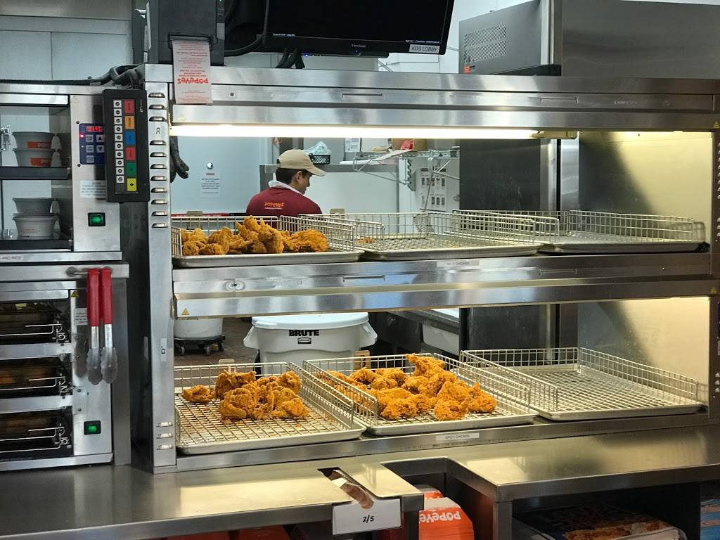 Popeyes Louisiana Kitchen | restaurant | 311 S Rosemead Blvd, Pasadena, CA 91107, USA | 6263143461 OR +1 626-314-3461
