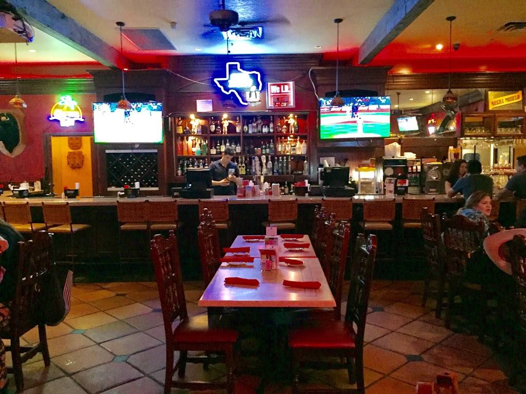 Doneraki Gulfgate | restaurant | 300 Gulfgate Mall, Houston, TX 77087, USA | 7136456400 OR +1 713-645-6400