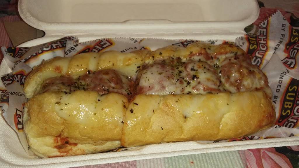 Firehouse Subs Ravenwood | restaurant | 235 I-45 S Suite A, Huntsville, TX 77340, USA | 9364351829 OR +1 936-435-1829