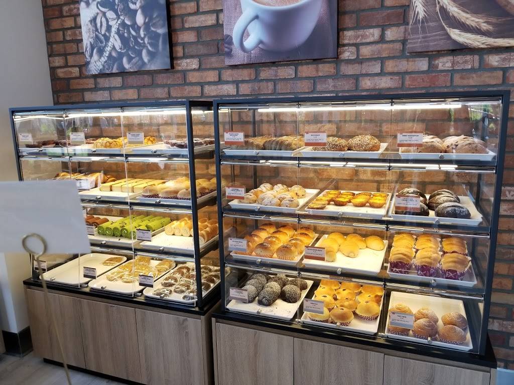 85C Bakery Cafe - Irvine (Spectrum) | bakery | 915 Spectrum Center Dr, Irvine, CA 92618, USA | 9497270985 OR +1 949-727-0985
