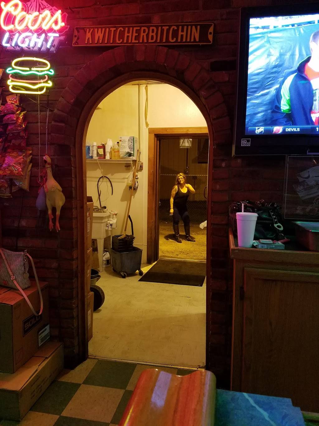 Sunset Bar & Grill | restaurant | 2807 W Delmar Ave, Godfrey, IL 62035, USA | 6184678232 OR +1 618-467-8232