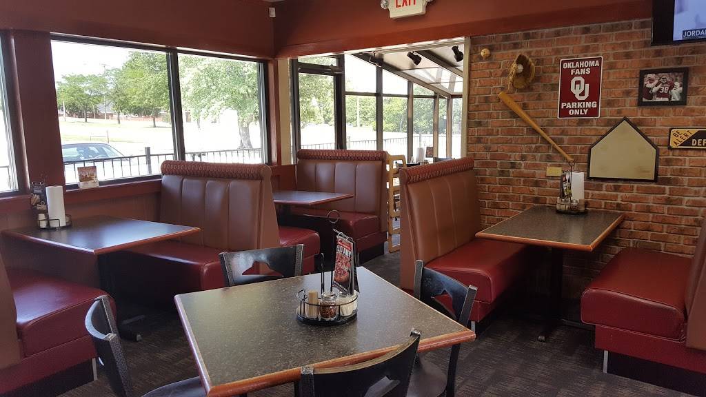 Pizza Hut | meal takeaway | 4709 N Lincoln Blvd, Oklahoma City, OK 73105, USA | 4055255655 OR +1 405-525-5655