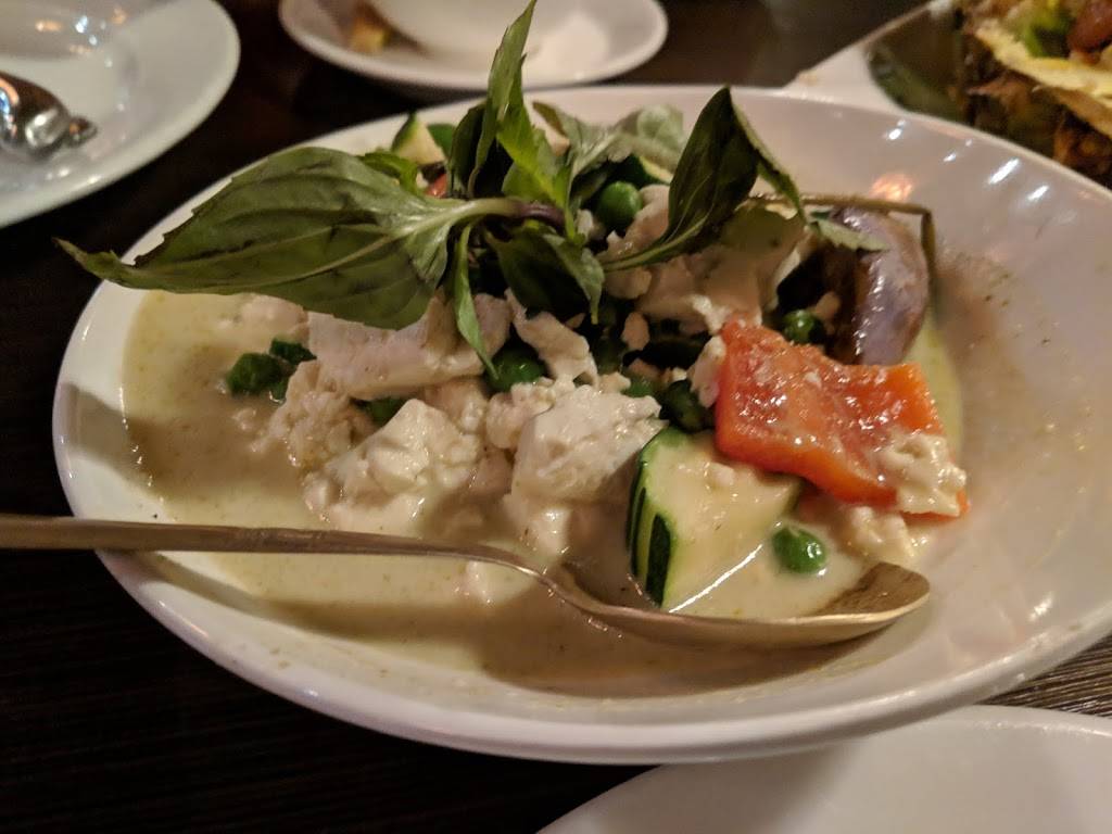 Coconut Bay Thai Restaurant | restaurant | 1107 Howard Ave, Burlingame, CA 94010, USA | 6505588268 OR +1 650-558-8268