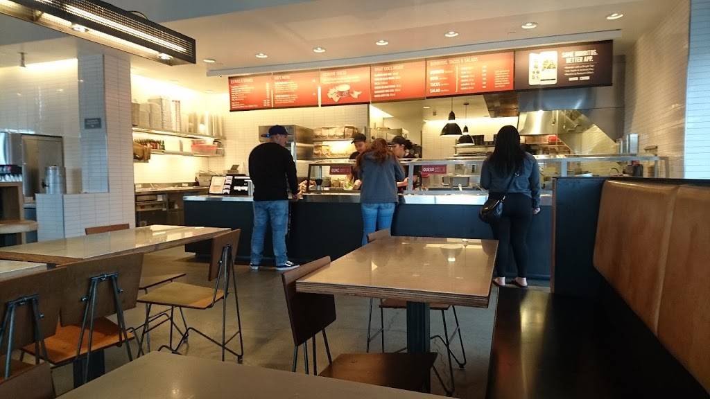 Chipotle Mexican Grill | restaurant | 1100 Truman St, San Fernando, CA 91340, USA | 8188982351 OR +1 818-898-2351