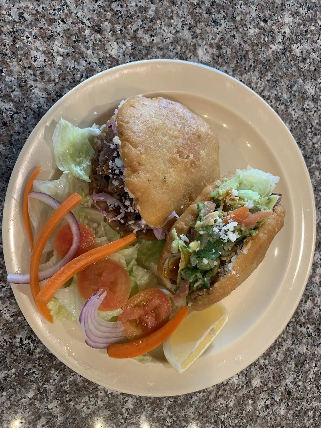 el burrito loco y mariscos | restaurant | 133 W Tulare St, Dinuba, CA 93618, USA | 5595918037 OR +1 559-591-8037