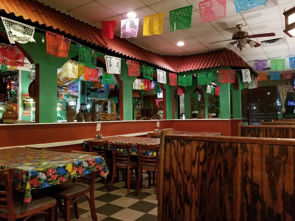 El Cazador Mexican Grill | restaurant | 1930 Edwards Lake Rd, Birmingham, AL 35235, USA | 2056610904 OR +1 205-661-0904