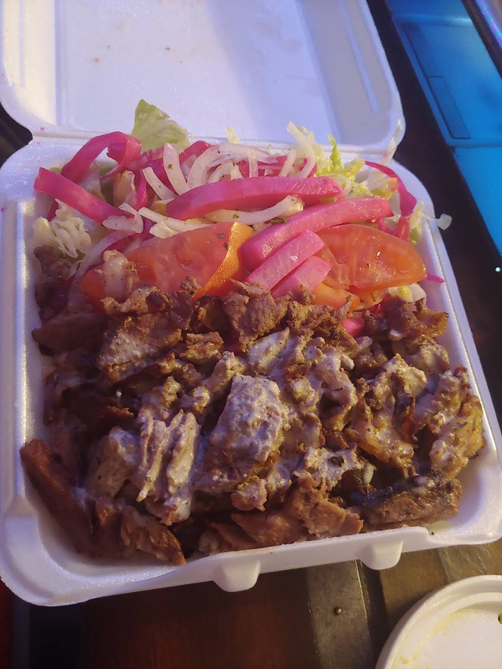 Ali Babas | restaurant | 2549 Yonge St, Toronto, ON M4P 2H9, Canada | 6473520334 OR +1 647-352-0334