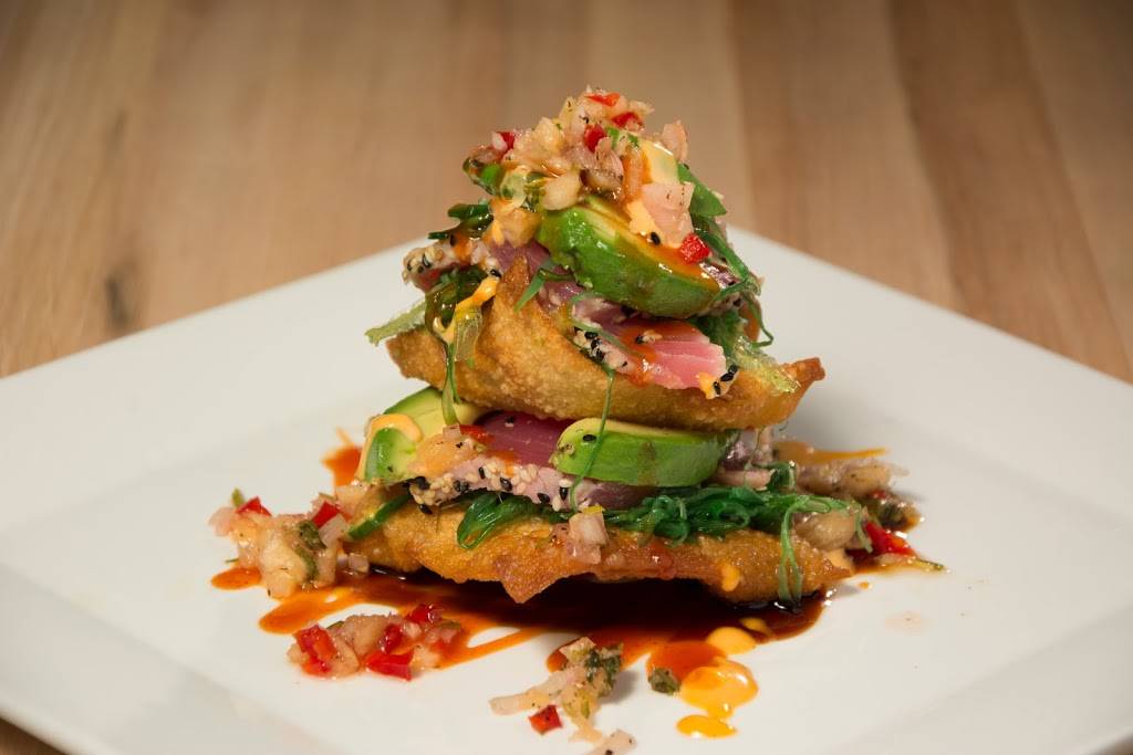 Marco Polos | restaurant | 3998 Brush Hollow Rd, Westbury, NY 11590, USA | 5163387777 OR +1 516-338-7777