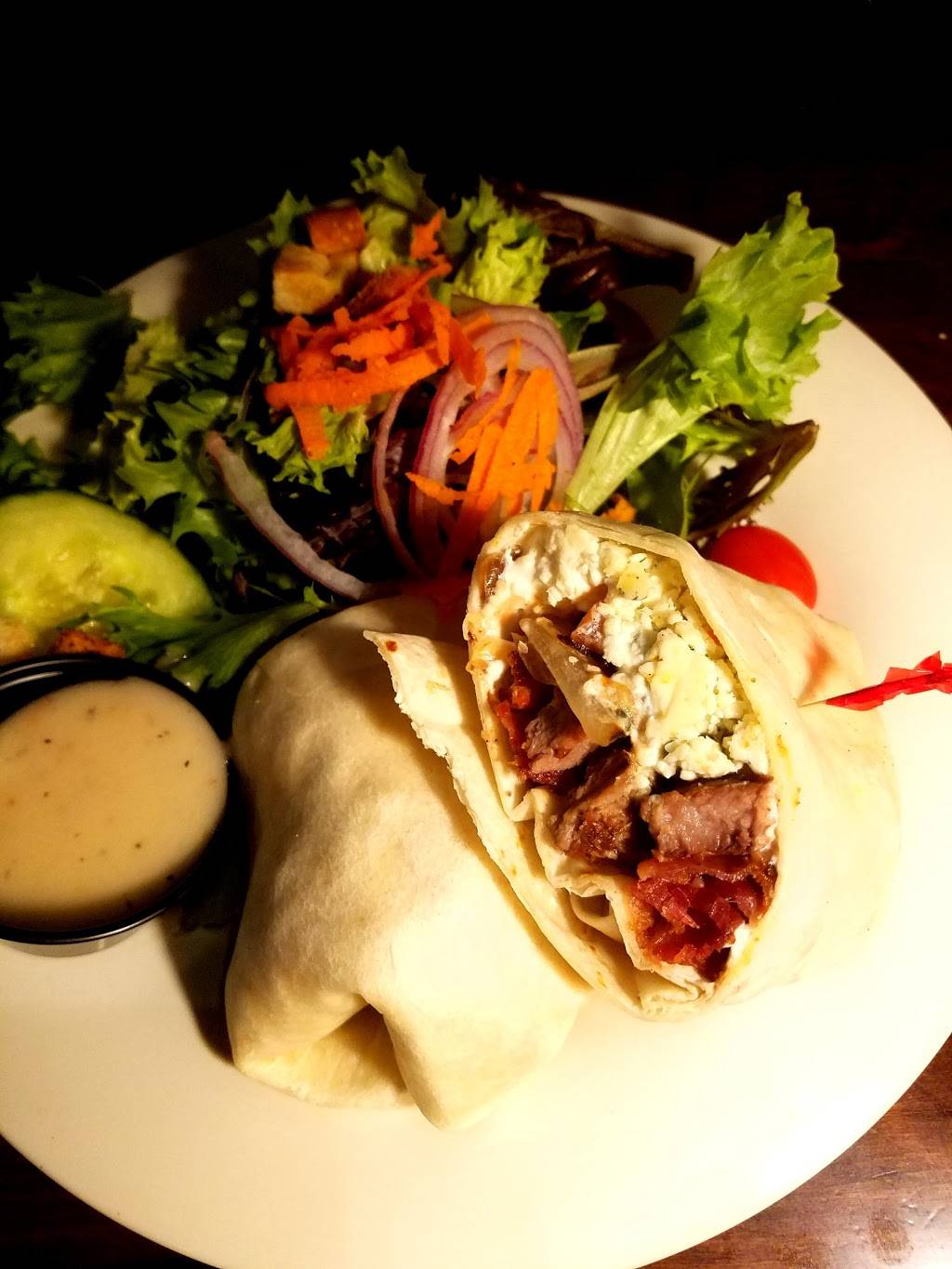 Ravenswood | restaurant | 3612 1021 New York 146, Clifton Park, NY 12065, USA | 5183718771 OR +1 518-371-8771