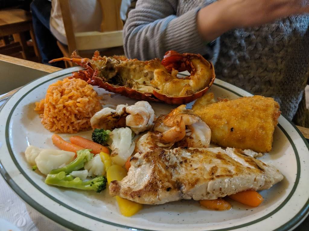 Restaurant Puerto Nuevo II | restaurant | Avenida Rentería 2, Primo Tapia, 22710 Rosarito, B.C., Mexico | 016616141454 OR +52 661 614 1454