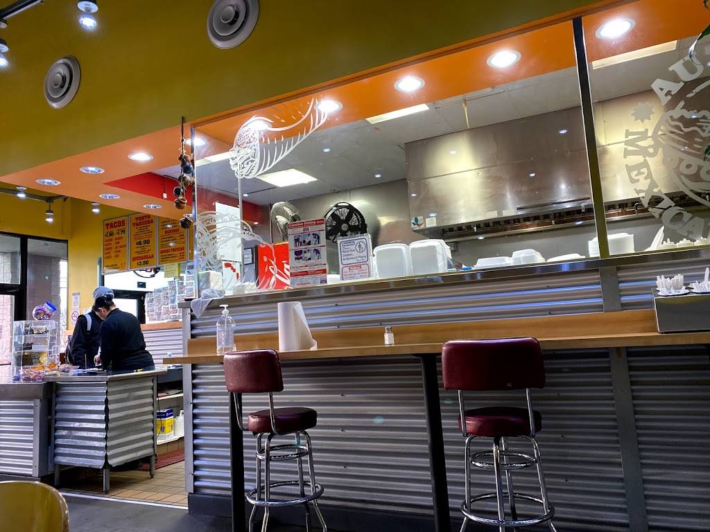 Tacos La Banqueta Puro DF | restaurant | 3300 K Ave, Plano, TX 75074, USA | 2142999644 OR +1 214-299-9644