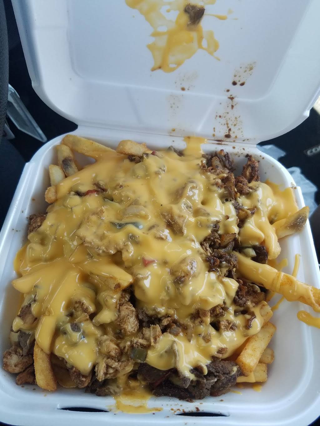 Nephews Grille | restaurant | 742 S 4th St, St. Louis, MO 63103, USA | 3142415960 OR +1 314-241-5960