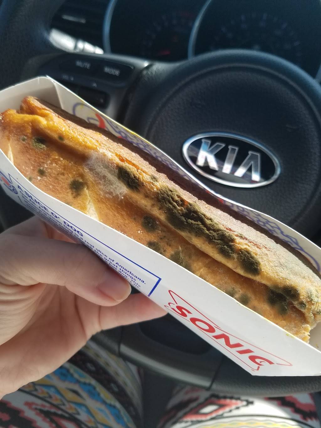 Sonic Drive-In | restaurant | 3829 Trenton Rd, Clarksville, TN 37040, USA | 9315514470 OR +1 931-551-4470